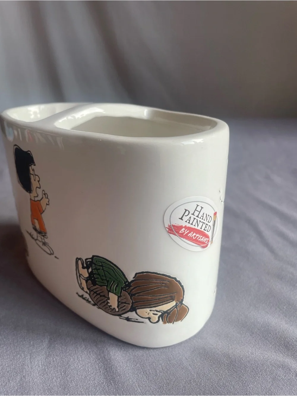 Peanuts Snoopy Ceramic Toothbrush Holder in White with Character Art NWT